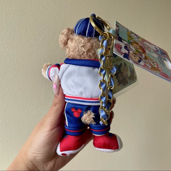Duffy Sports Day Plush Keychain - Picture 2 of 2